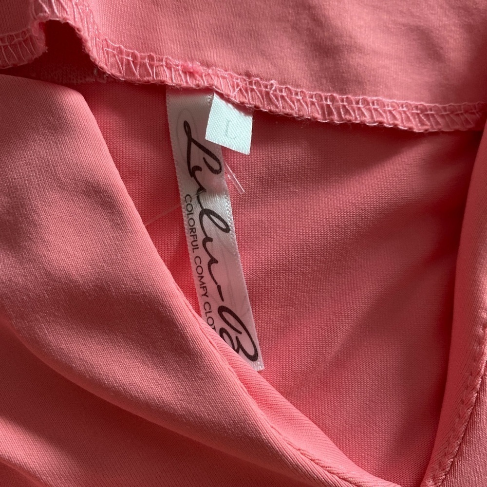 Lulu B Melon V Neck Blouse - L melon , nylon spandex - Picture 2 of 5